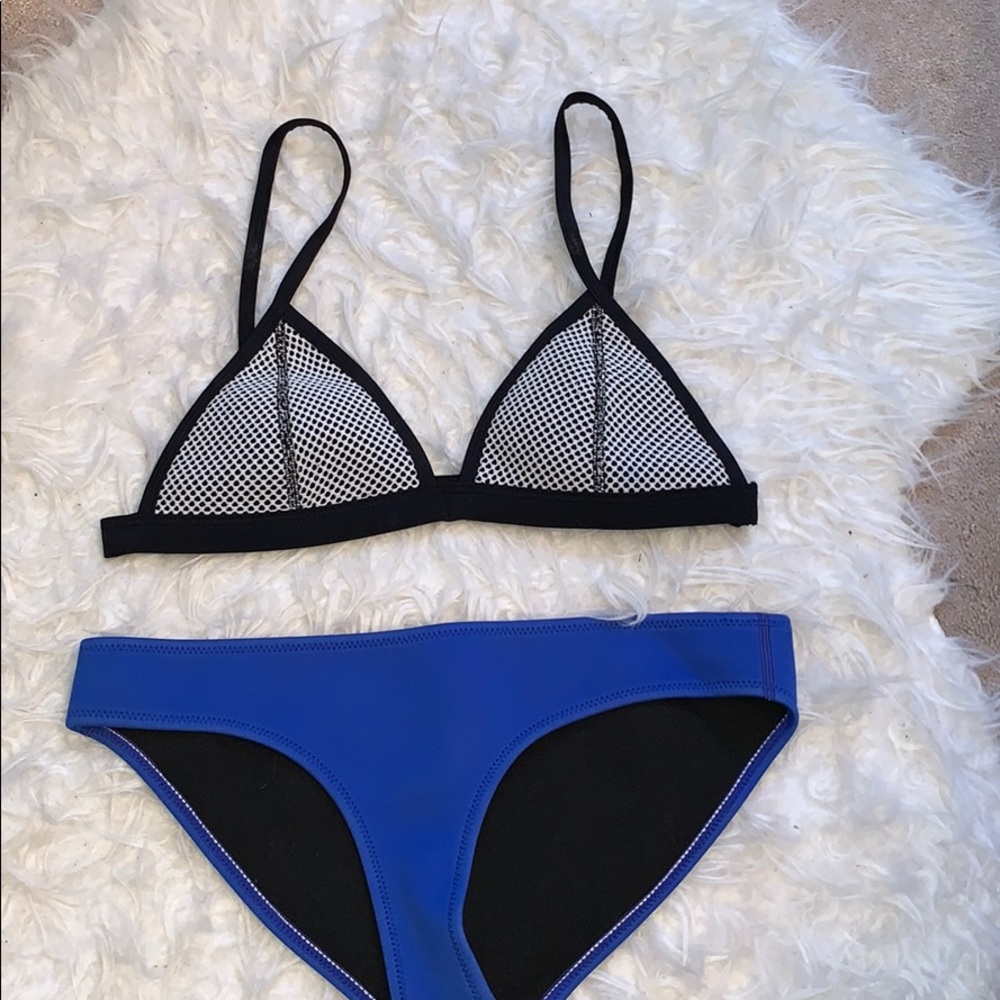 Penny Wanderlust Triangl Suit